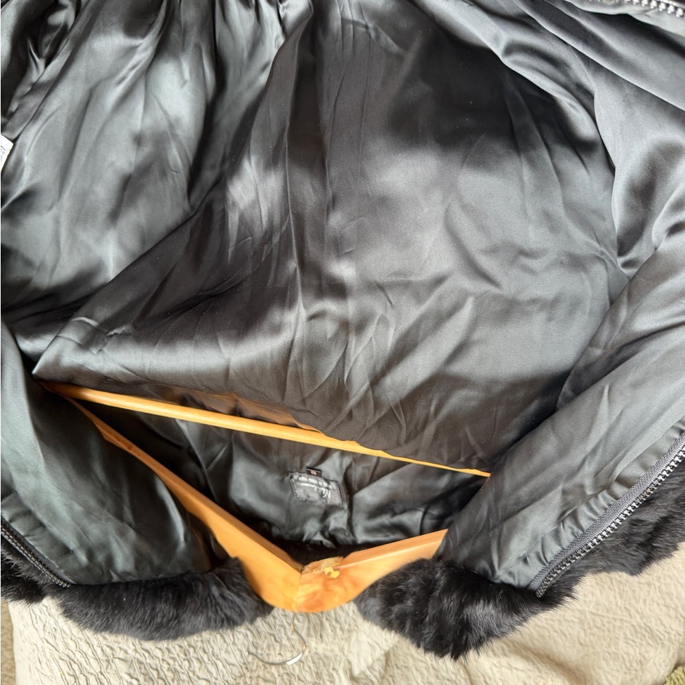 100% Rabbit Fur Zip-Up Jacket - Picture 5 of 8